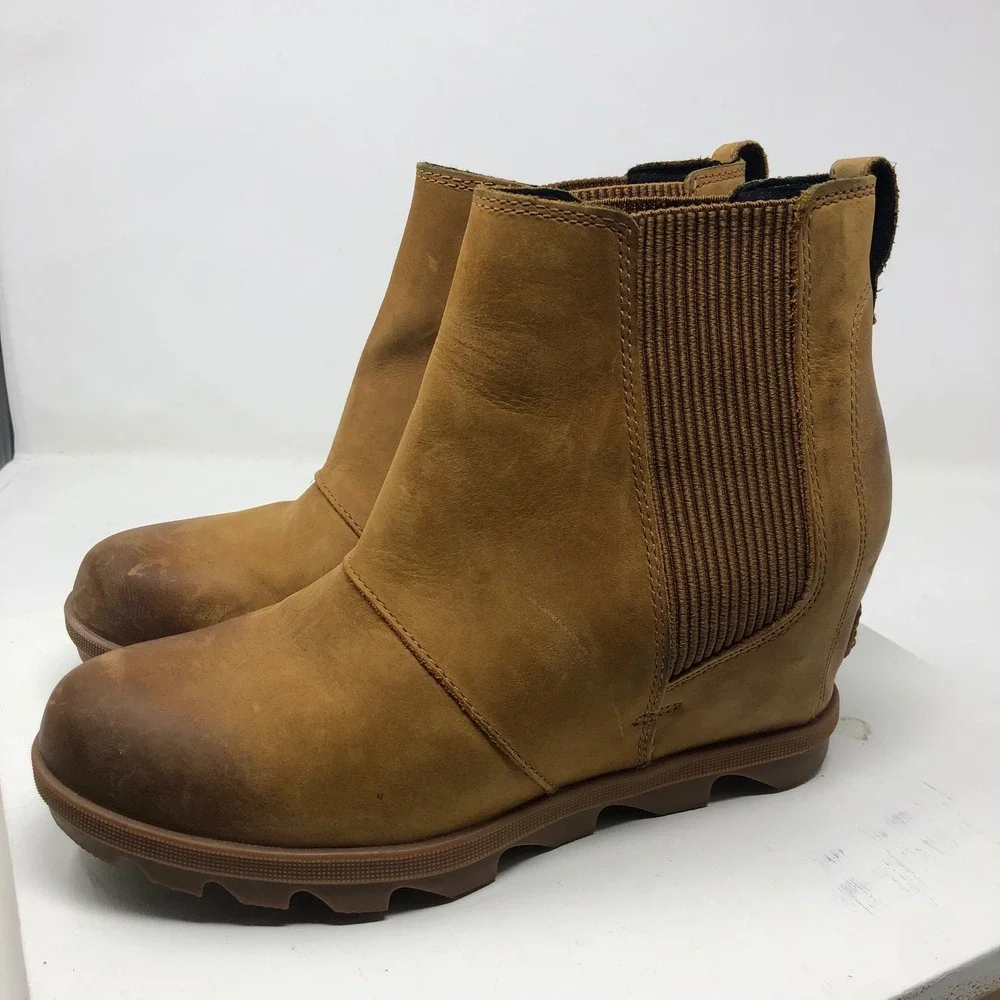 Sorel Joan of Arctic Wedge II Chelsea Boots Womens 9 Camel Brown Urban Outdoor